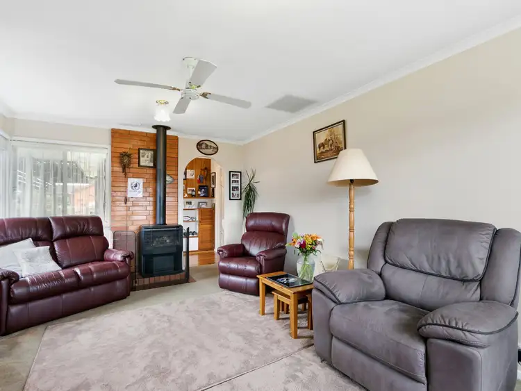 Fourth view of Homely house listing, 3 Moon Court, Bairnsdale VIC 3875