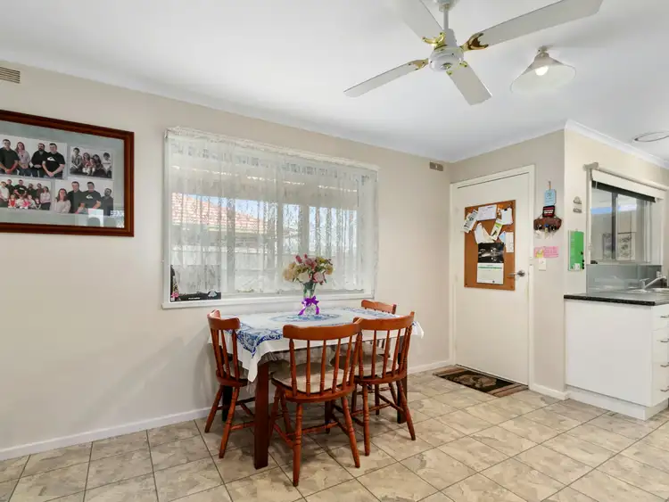 Seventh view of Homely house listing, 3 Moon Court, Bairnsdale VIC 3875