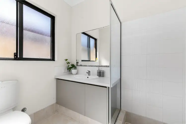 Fourth view of Homely unit listing, Unit 2/29-31 Leichardt Street, St James WA 6102