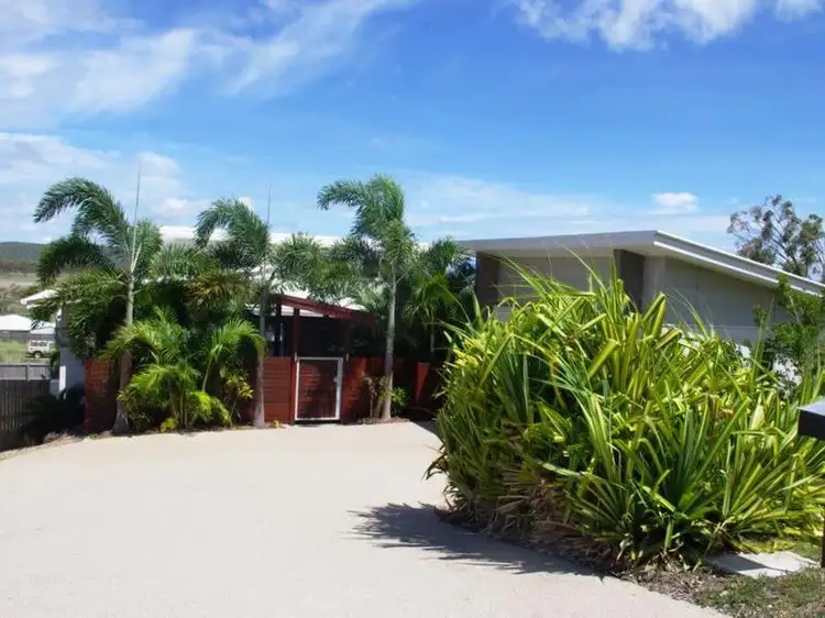 15 Seacove Crescent, Bowen QLD 4805
