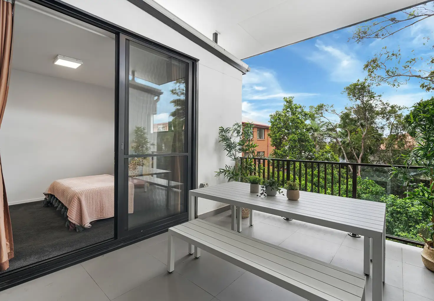 Main view of Homely unit listing, 21/21 Yeronga Street, Yeronga QLD 4104