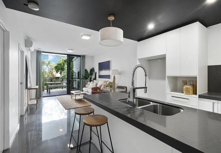 Fourth view of Homely unit listing, 21/21 Yeronga Street, Yeronga QLD 4104