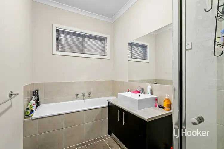 Sixth view of Homely unit listing, 6/37-39 Valencia Circuit, Cranbourne VIC 3977