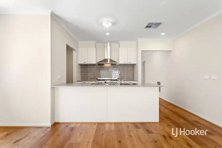 Sixth view of Homely house listing, 20 Mervyn Way, Mambourin VIC 3024