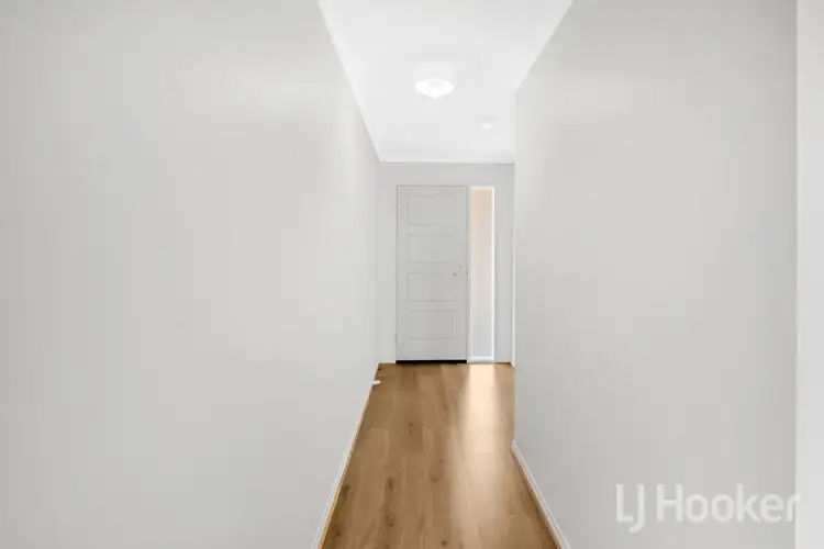 Fourth view of Homely house listing, 3 Hanson Street, Thornhill Park VIC 3335