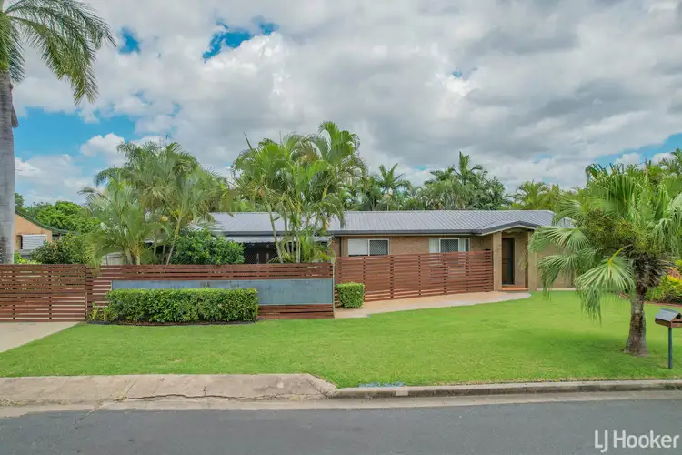 8 Capricorn Crescent, Norman Gardens QLD 4701