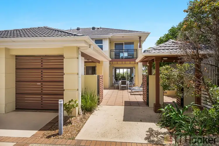 65/20-21 Pacific Parade, Yamba NSW 2464