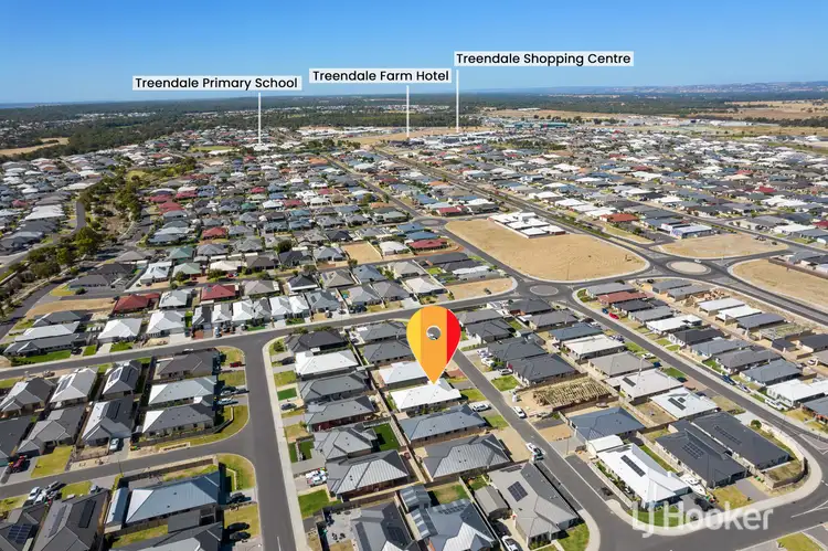 Third view of Homely house listing, 8 Galah Way, Australind WA 6233