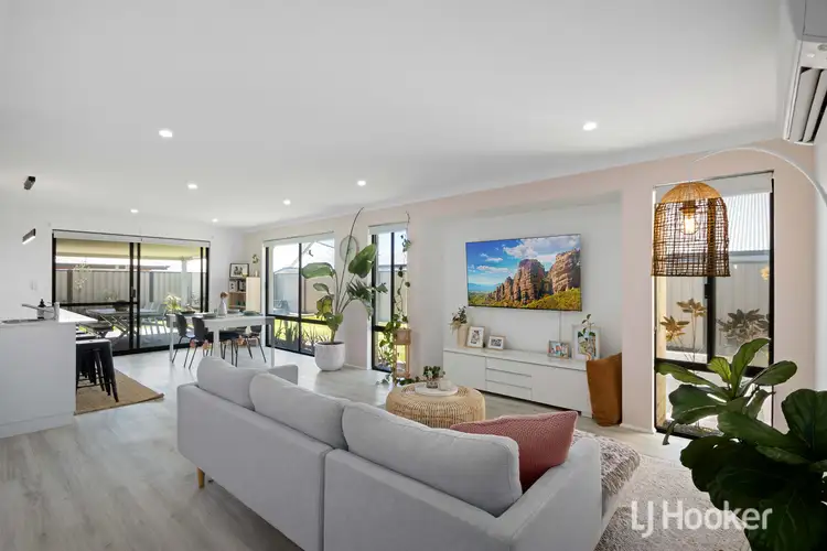 Sixth view of Homely house listing, 8 Galah Way, Australind WA 6233
