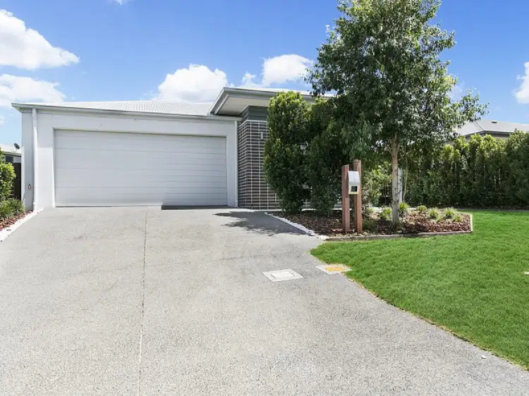 1 Mapleton Crescent, Capalaba QLD 4157