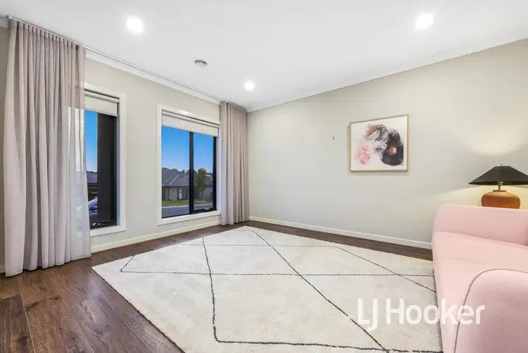 Fifth view of Homely house listing, 46 Meadowlea Crescent, Pakenham VIC 3810