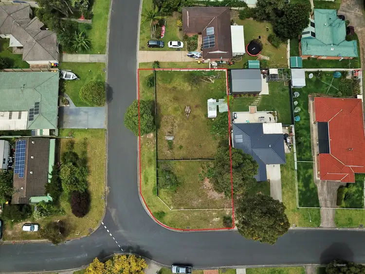 18 Cammaray Drive, St Georges Basin NSW 2540