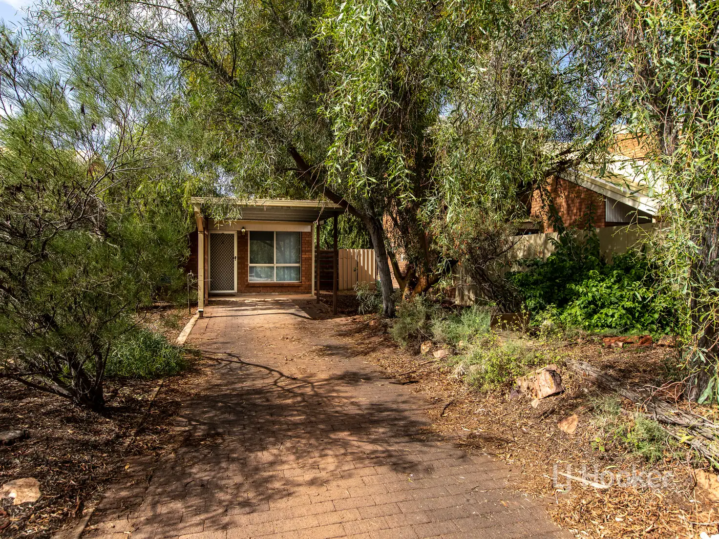 Main view of Homely unit listing, 2/3 Peuce Place, Sadadeen NT 870