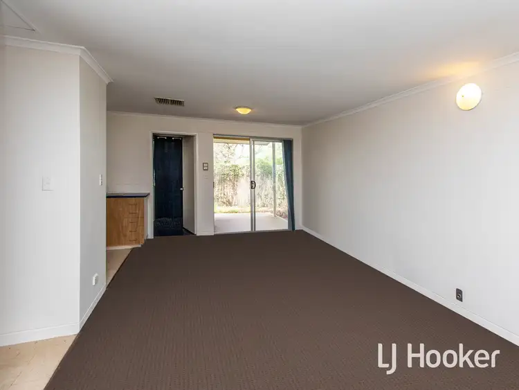 Fifth view of Homely unit listing, 2/3 Peuce Place, Sadadeen NT 870