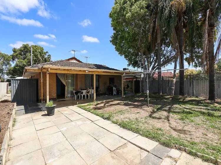 66 Bushby St, Midvale WA 6056
