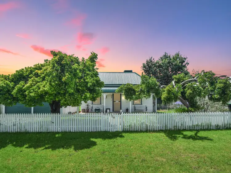 28 Murringo Street, Young NSW 2594