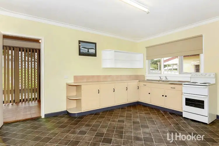 42 Bunbury Street, Collie WA 6225