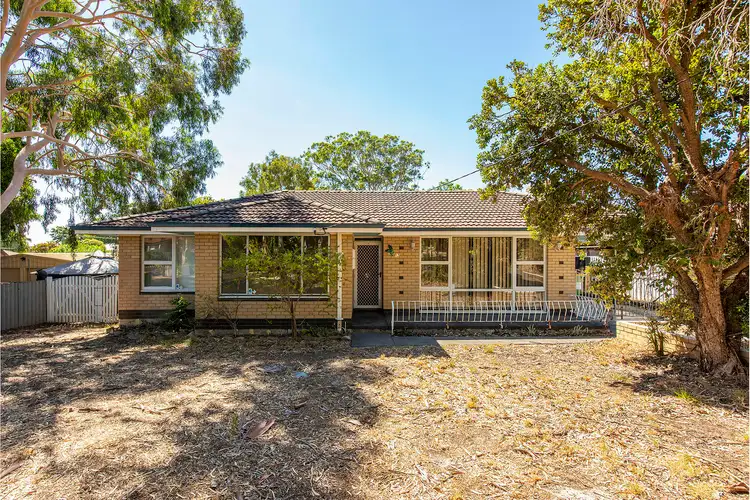 12 Western Place, High Wycombe WA 6057