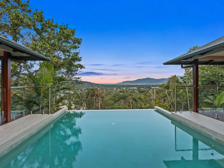 2D Trundle Terrace, Whitfield QLD 4870