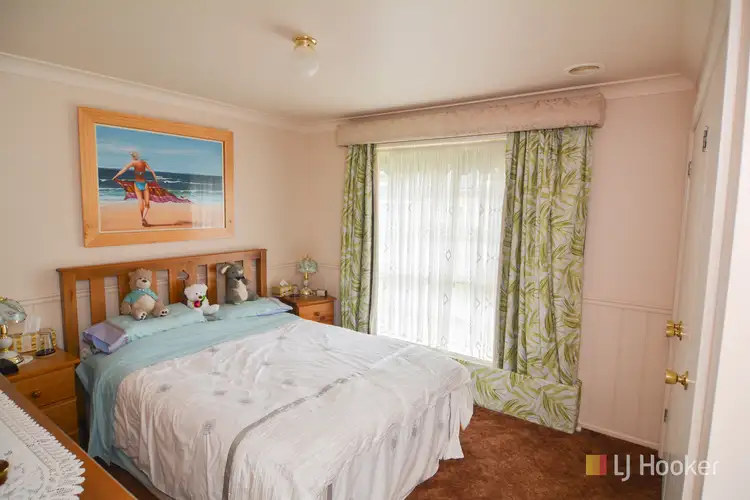 Fifth view of Homely house listing, 10 Mortlock Close, Lithgow NSW 2790