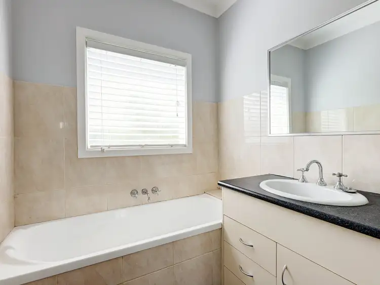 Fifth view of Homely house listing, 14 Flanagan Street, Wangaratta VIC 3677