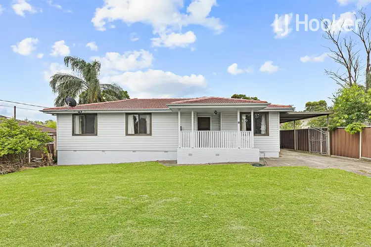 22 Tairora St, Whalan NSW 2770