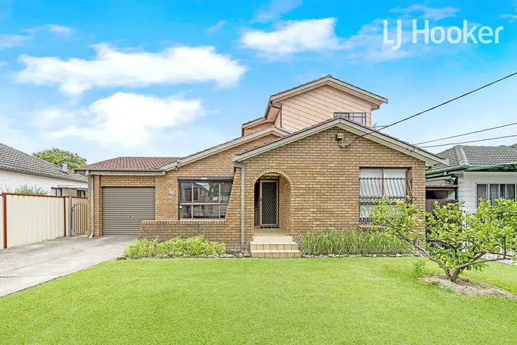 63 Margaret St, Fairfield West NSW 2165
