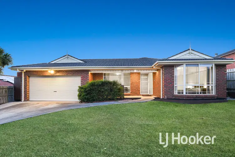 5 Mitchell Court, Berwick VIC 3806