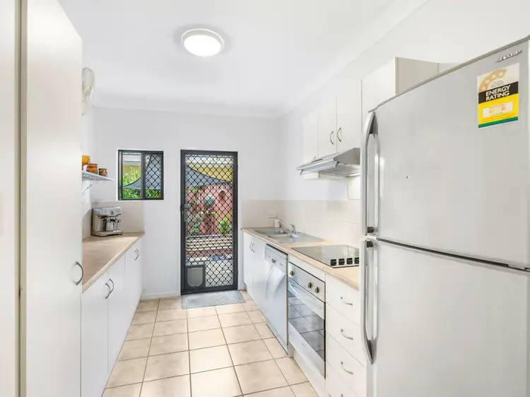 Fifth view of Homely unit listing, 6/3-9 Stratford Parade, Stratford QLD 4870