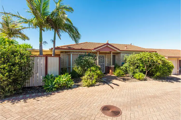 Unit 4/7 Brooks Street, Kalamunda WA 6076
