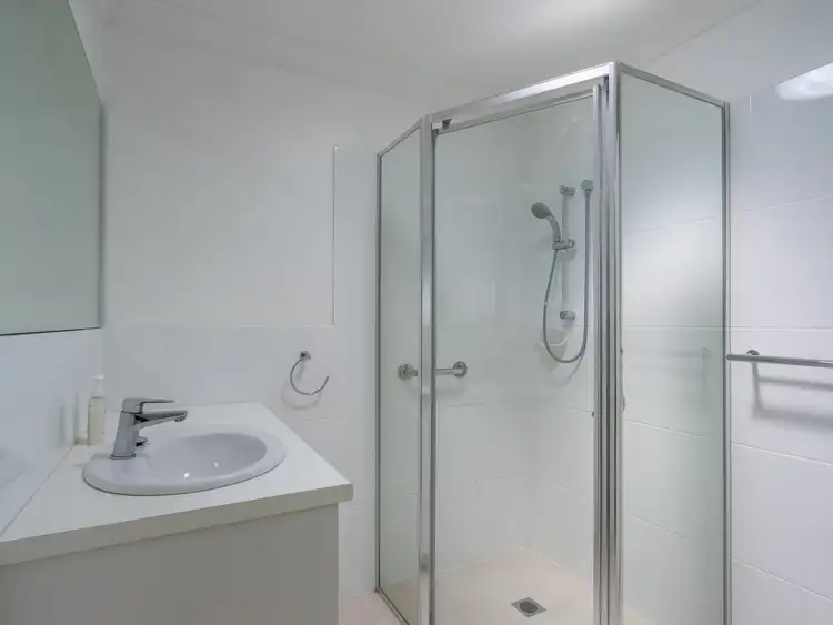Sixth view of Homely villa listing, 4/50-52 Karalta Road, Erina NSW 2250