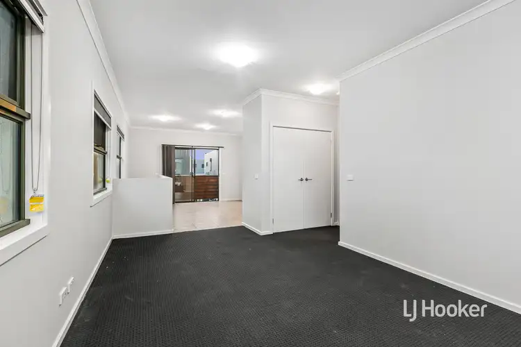 Fourth view of Homely townhouse listing, 27 Sable Circuit, Officer VIC 3809