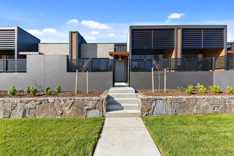 2/7 Shewcroft Street, Watson ACT 2602