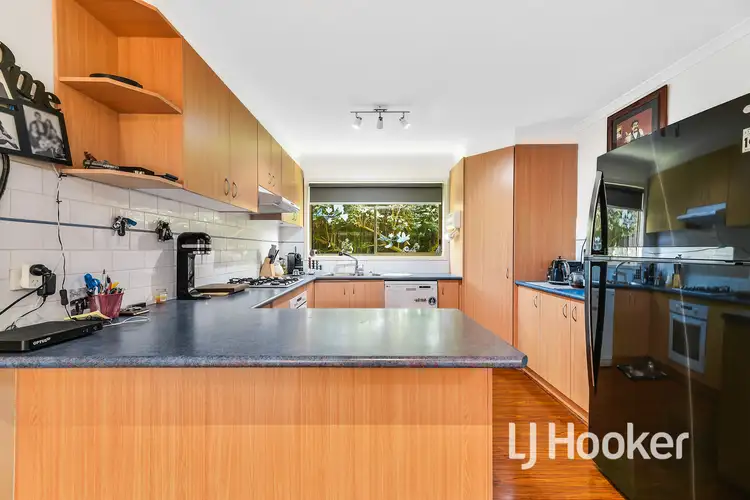 Fifth view of Homely house listing, 15 Lassiter Court, Narre Warren South VIC 3805