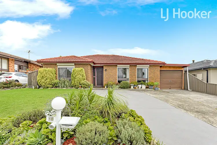 18 Oliveri Cr, Green Valley NSW 2168