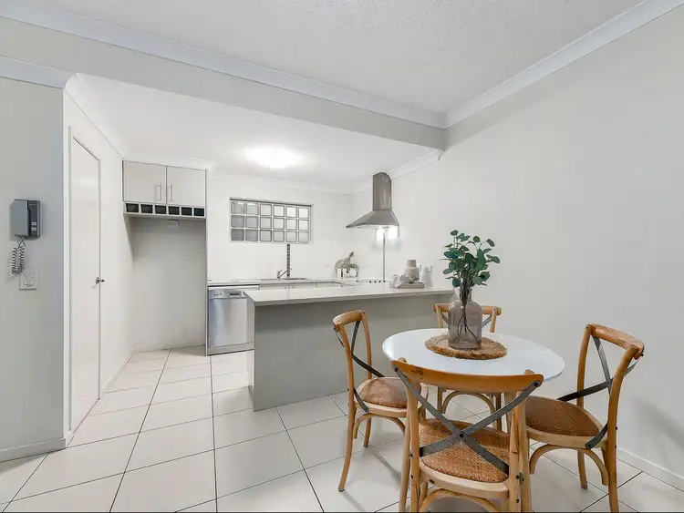 Fifth view of Homely unit listing, 2/20 Lutana Street, Stafford QLD 4053
