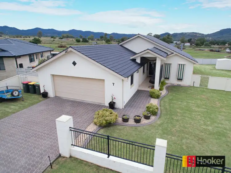Main view of Homely house listing, 7 Banksia Close, Kootingal NSW 2352
