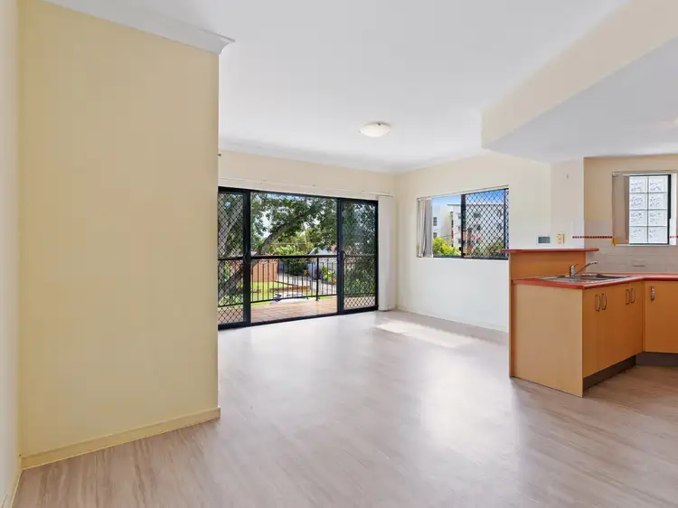 Fifth view of Homely unit listing, 6/2-4 Henry Street, Redcliffe QLD 4020
