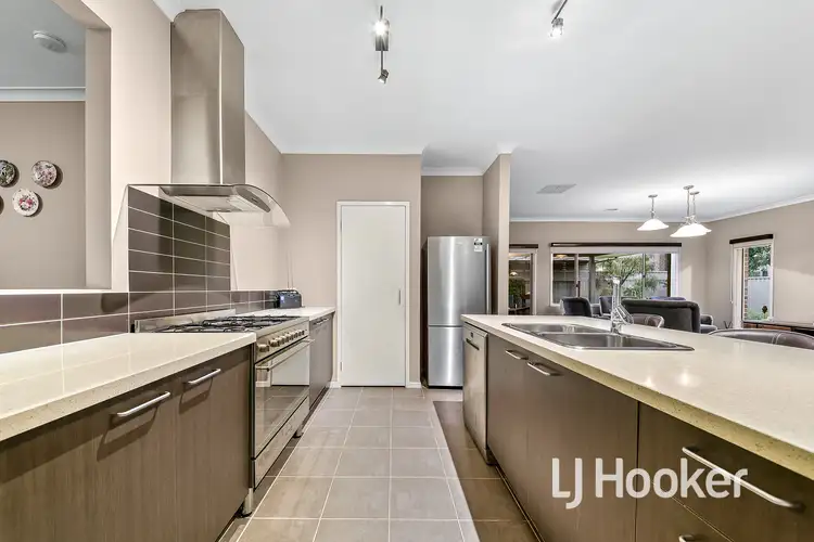 Fourth view of Homely house listing, 7 Ibis Close, Pakenham VIC 3810