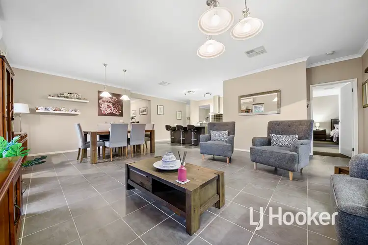 Sixth view of Homely house listing, 7 Ibis Close, Pakenham VIC 3810