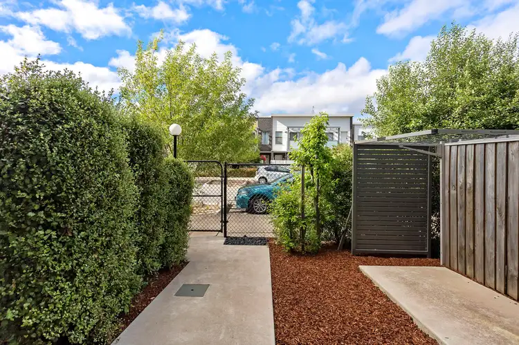 21/40 Henry Kendall Street, Franklin ACT 2913