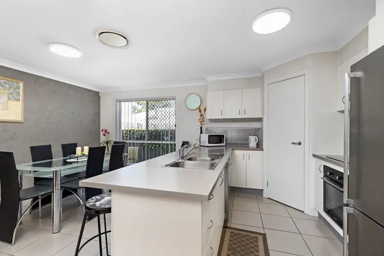 Fourth view of Homely villa listing, 1/120 Beach Street,, Cleveland QLD 4163