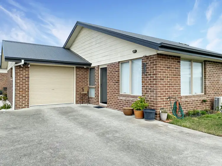 Unit 1/12 Doepel Place, St Helens TAS 7216