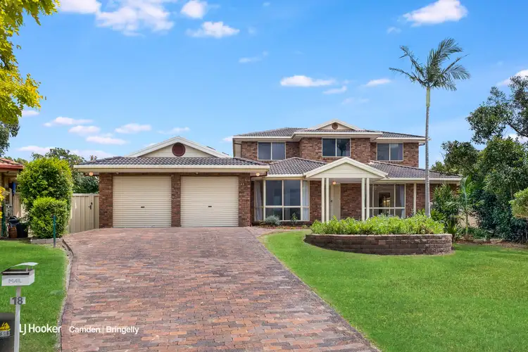 18 William Howe Place