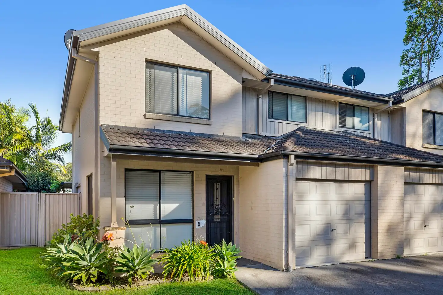 Main view of Homely townhouse listing, 5/889 Pacific Highway, Lisarow NSW 2250