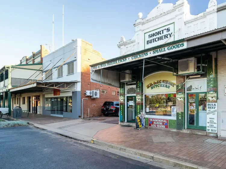 15 Burraway Street, Narromine NSW 2821
