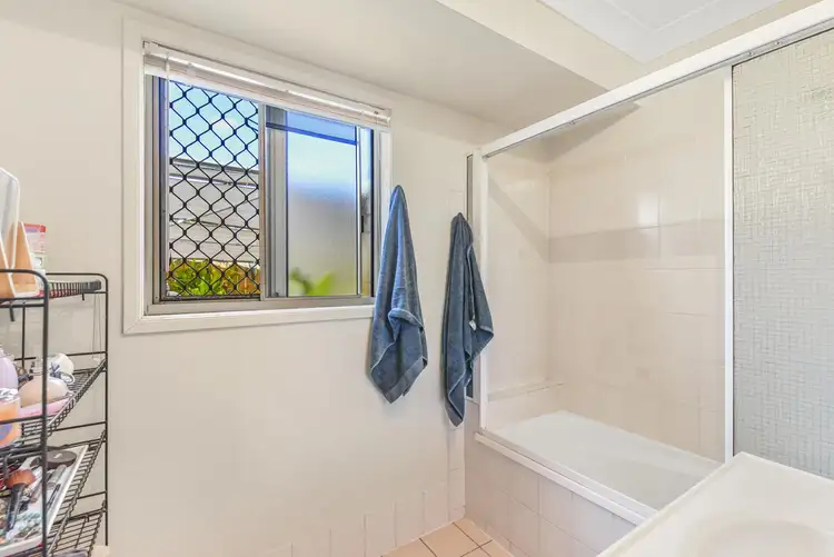 Sixth view of Homely unit listing, 4/20 Pine Avenue, Beenleigh QLD 4207