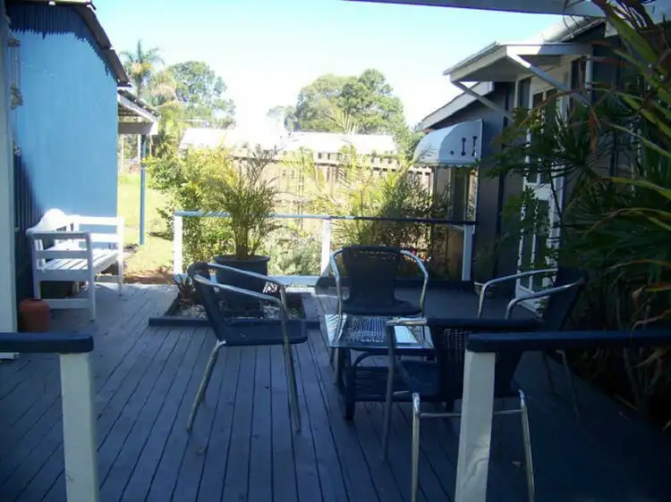 Second view of Homely house listing, 9 LEONIE cres, Lamb Island QLD 4184