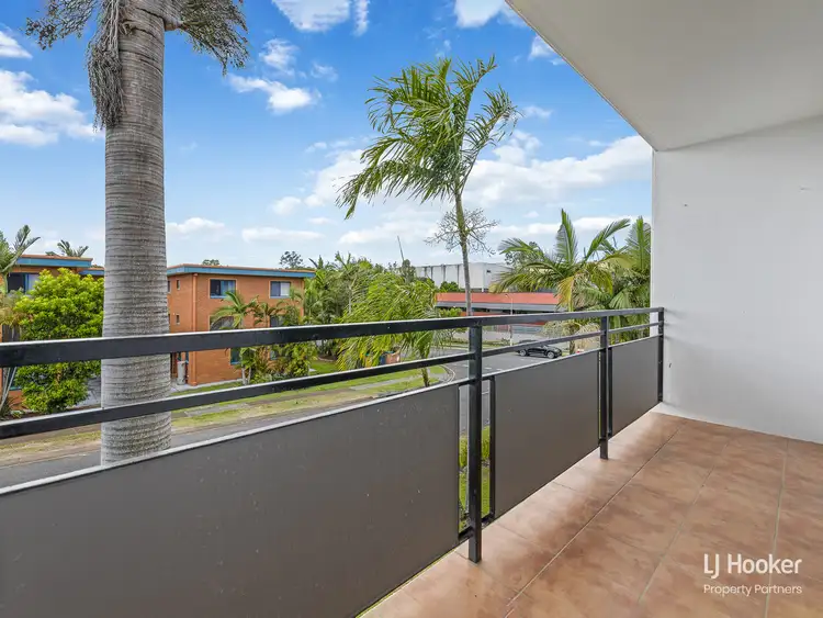 Fourth view of Homely apartment listing, 2/2 Honeysuckle Street, Mansfield QLD 4122