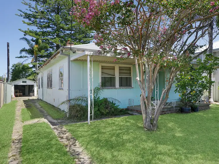 17 Oaks Avenue, Long Jetty NSW 2261